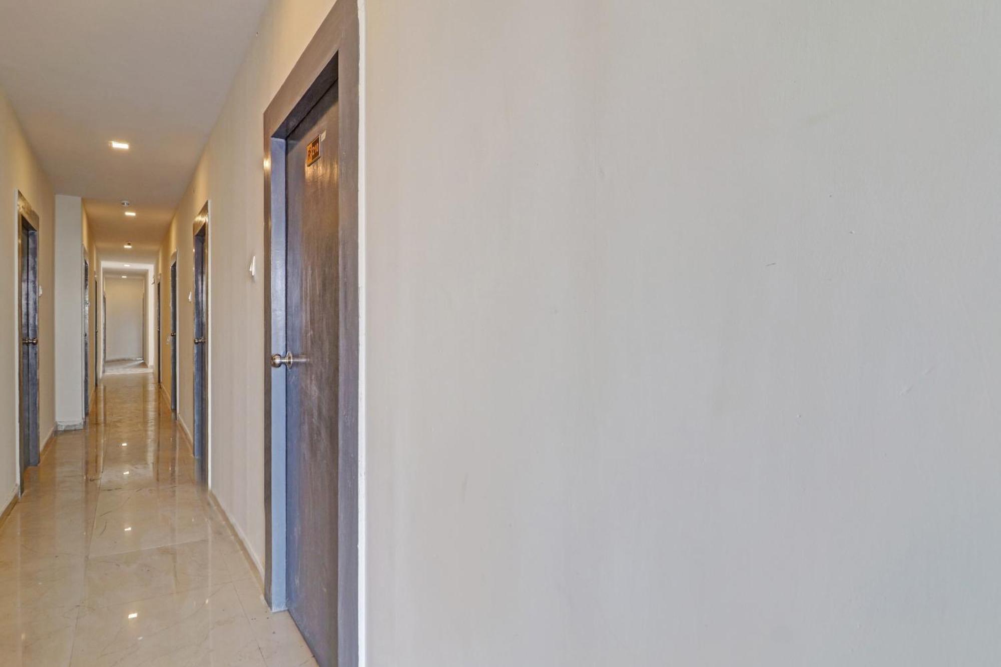 Hotel O R Square Inn Χιντεραμπάντ Εξωτερικό φωτογραφία